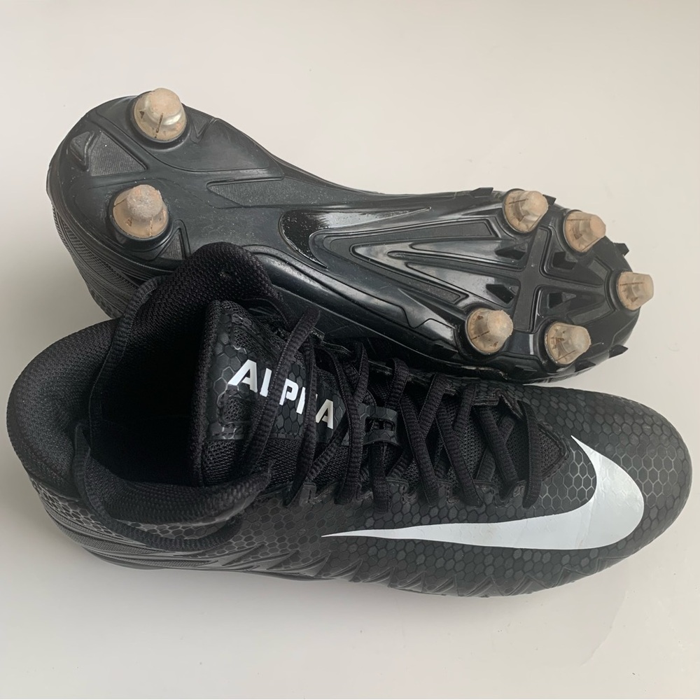 Nike Alpha Menace Men’s Football Cleats